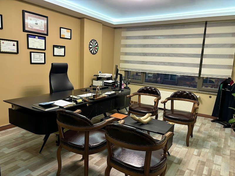 Bafra Avukat Melike Akkurt – Boşanma, Ceza, Tapu, İş Avukatı