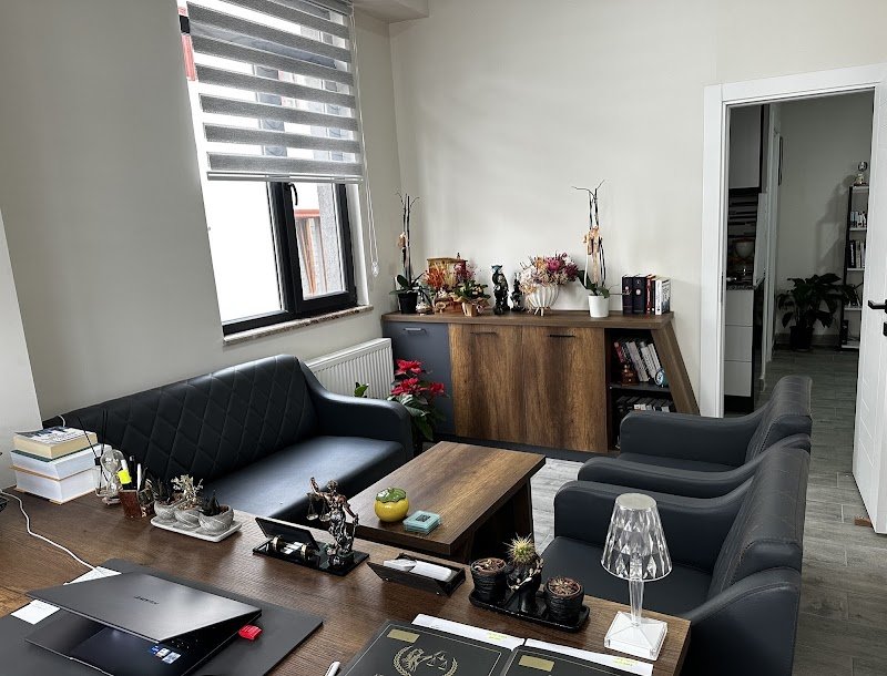 Erzincan Avukatlık Ofisi / Av.Şevval Kaymak