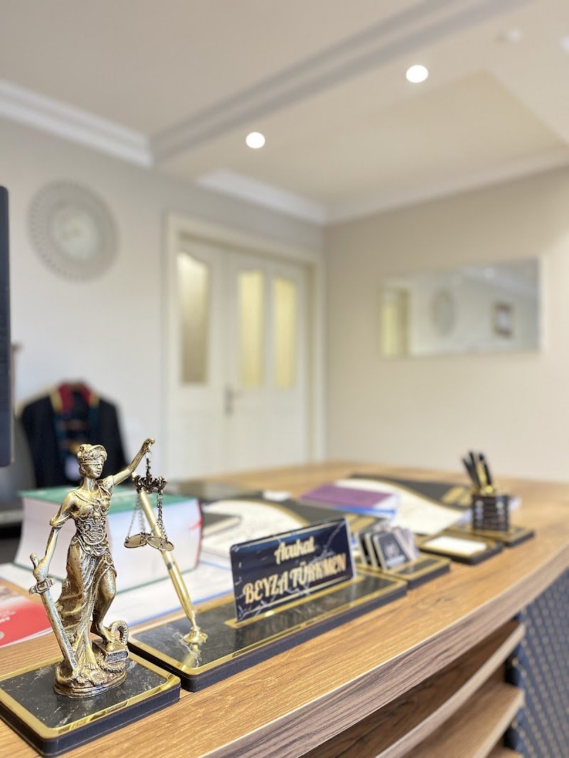 Avukat Beyza Türkmen - TÜRKMEN HUKUK BÜROSU ANTALYA