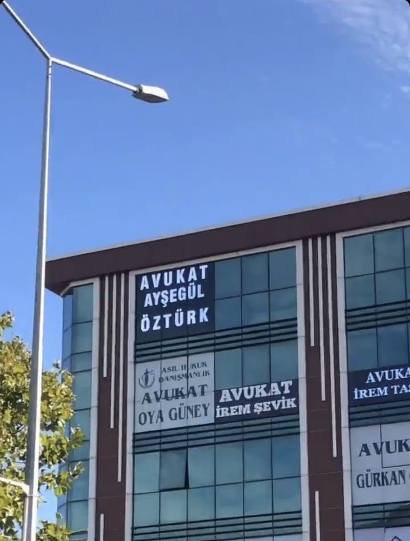 AVUKAT AYŞEGÜL ÖZTÜRK