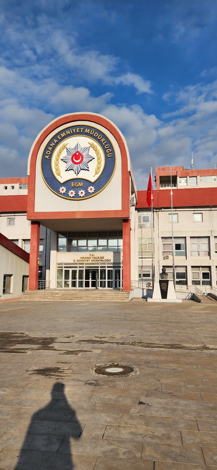 Adana Avukat Osman KAYABAŞI | Adana Ceza Avukatı • Adana Boşanma Avukatı • Adana İşçi Avukatı • Adana İcra Avukatı