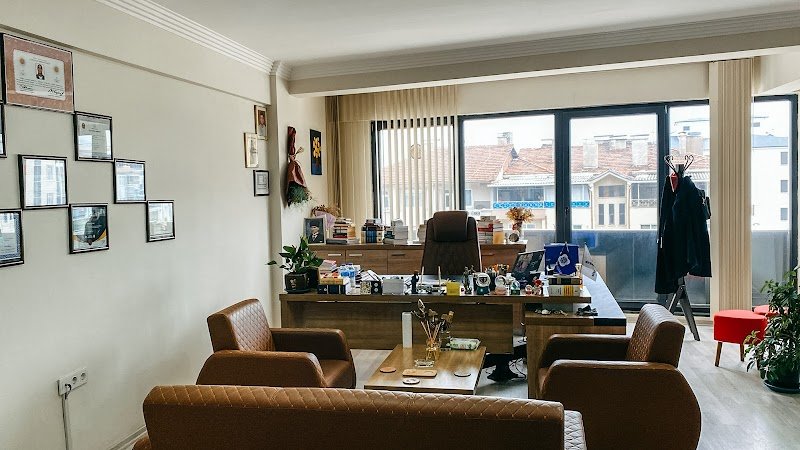 Çolak Hukuk Bürosu Av. Nazlıcan Çolak