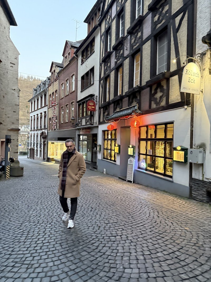 AVUKAT HİKMET ALÖKMEN