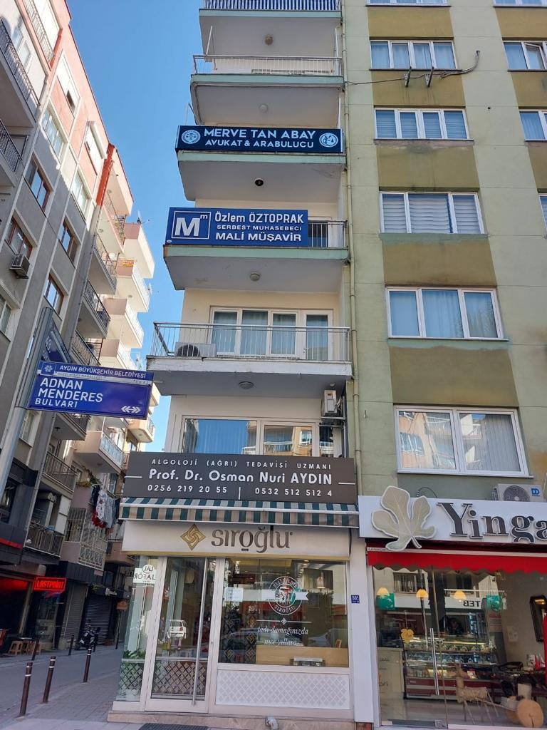 Avukat & Arabulucu Merve Tan Abay