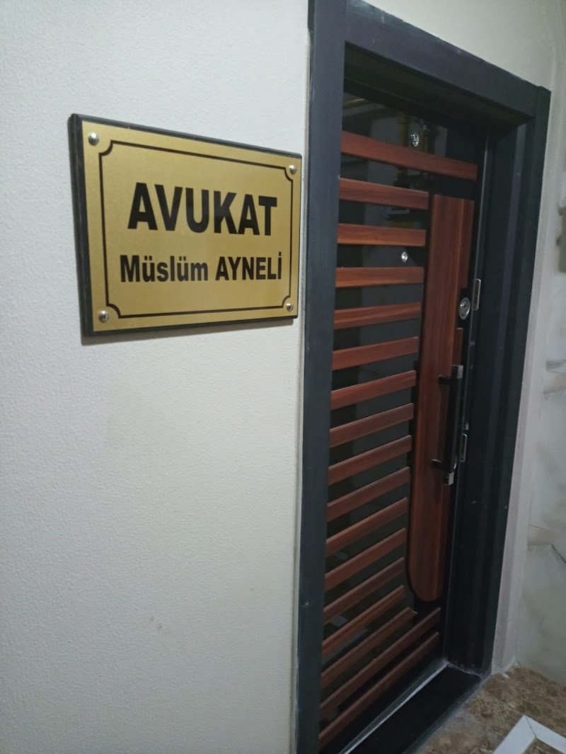 Avukat Müslüm Ayneli