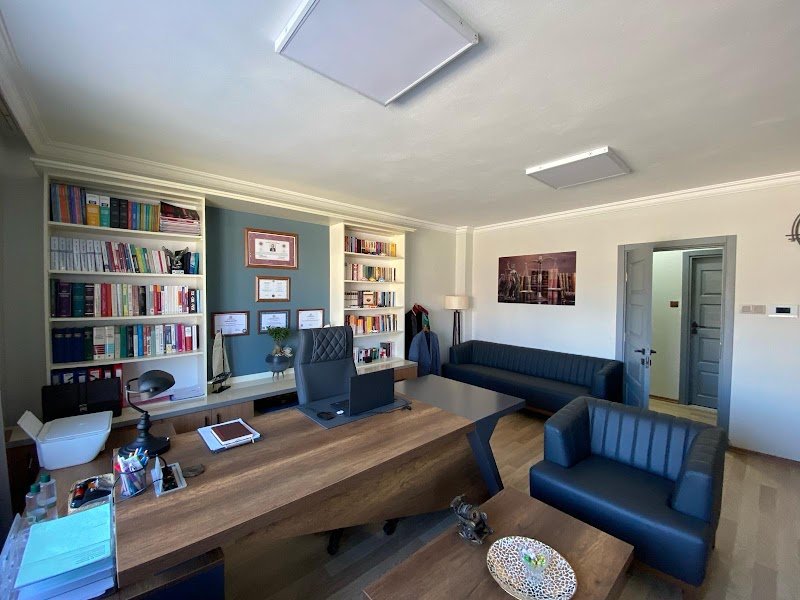 Alp Hukuk & Danışmanlık - Avukat Gencer Alp