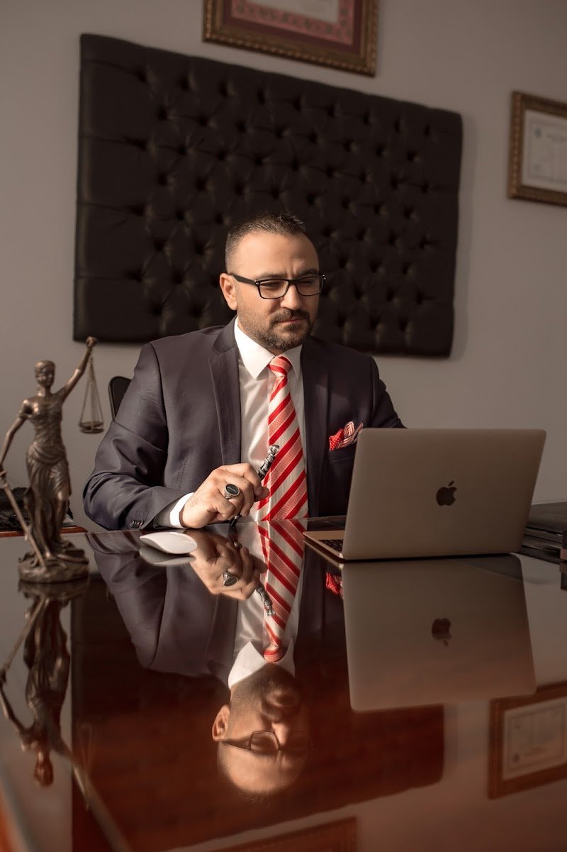 Mustafa Umut Yalçın Avukatlık ve Arabuluculuk Bürosu