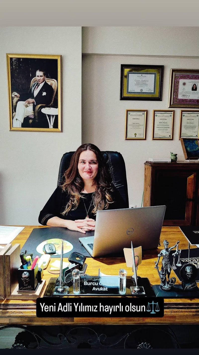 Avukat Arabulucu Burcu Özkaya