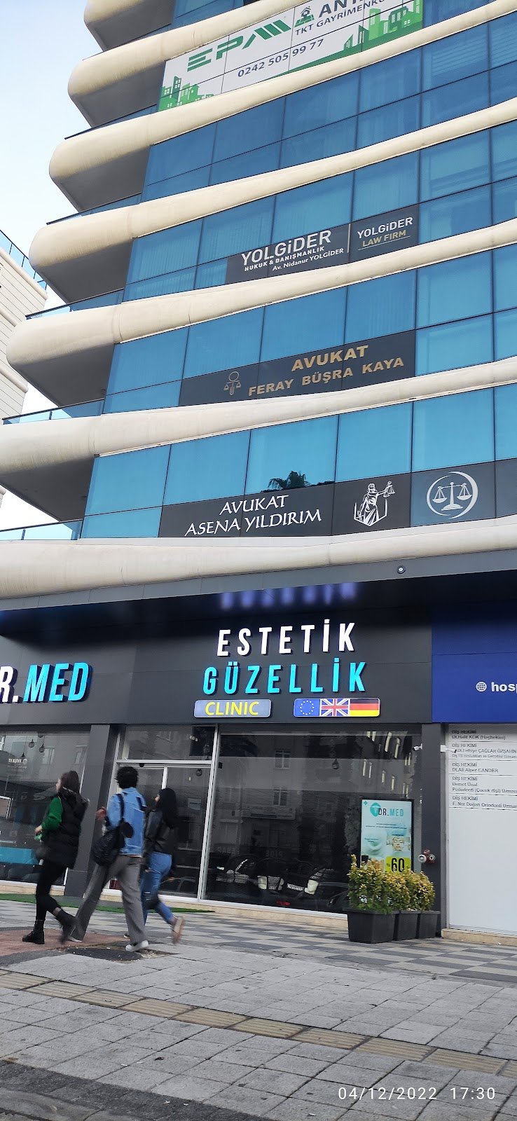 AVUKAT ASENA YILDIRIM