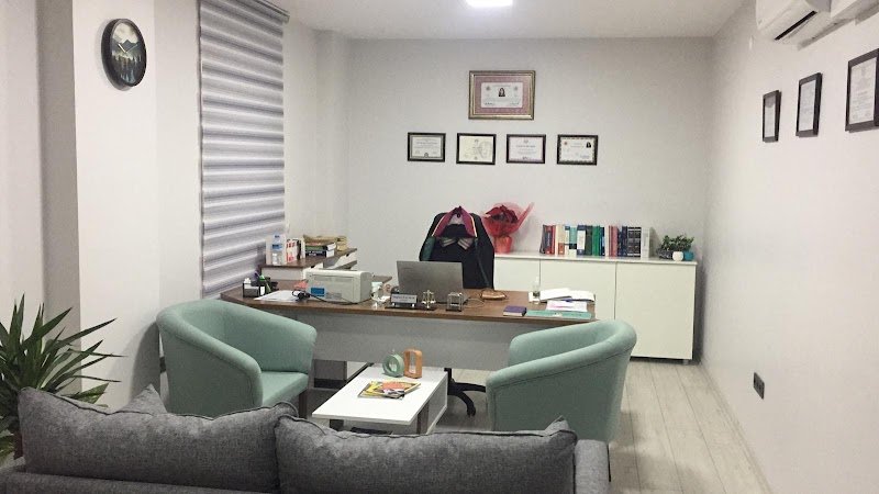 Avukat Nagihan Kaymak