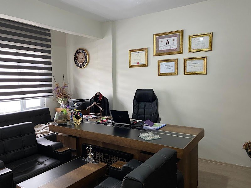 Taşdemir Hukuk & Danışmanlık | Av. Sevgi Taşdemir | İstanbul & Sultanbeyli Avukat | Ceza Avukatı | Tazminat | Kira | İş