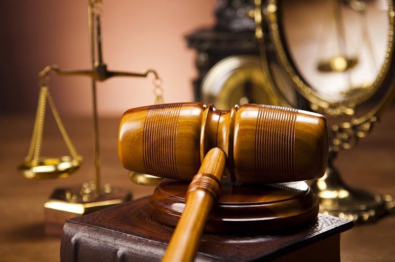 Avukat Erhan Arıker