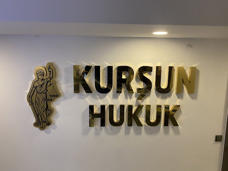 Avukat Barış Kurşun