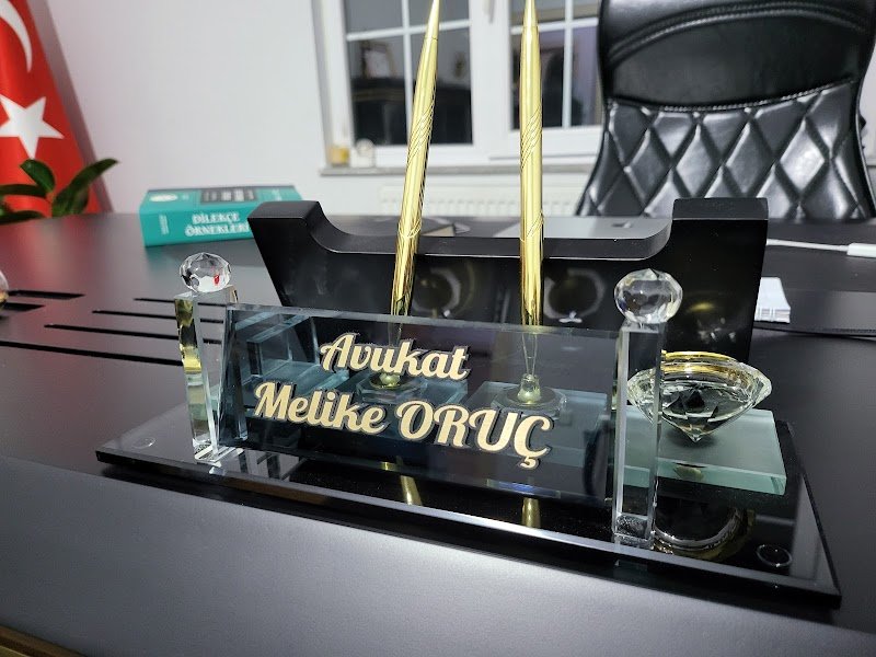 Avukat Melike Oruç