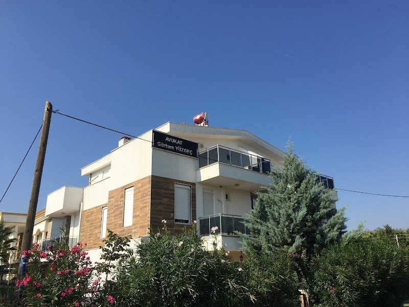 AVUKAT GÖRKEM YÜZGEÇ