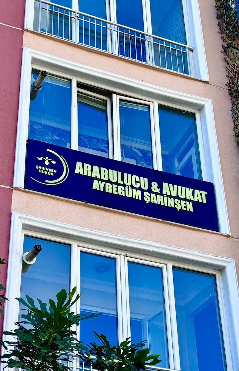 Avukat Aybegüm Şahinşen – ŞAHİNŞEN ARABULUCULUK VE HUKUK BÜROSU