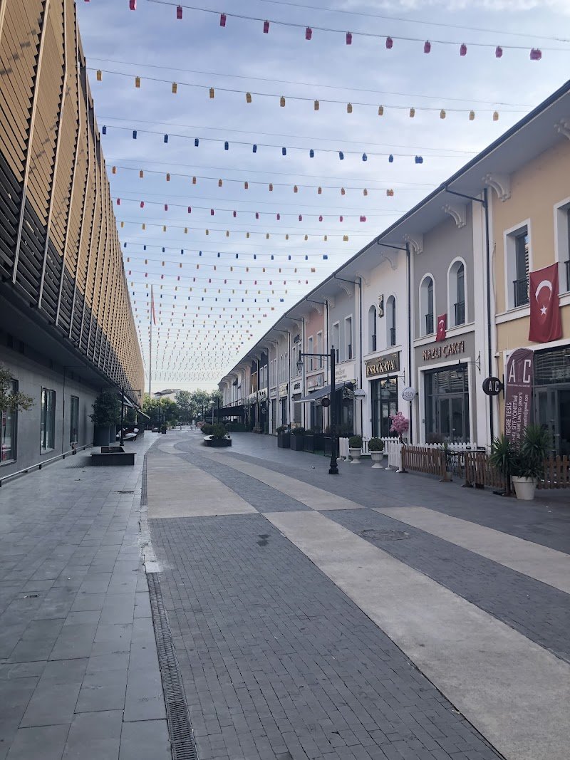 Avukat Ubeydullah Karakaş - Sakarya Avukatlık Bürosu Lexada