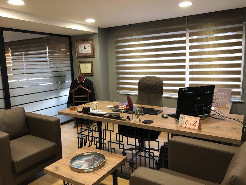 Avukat Dilek Hazal Aksu